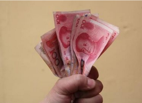 利用电影直播赚钱的方法（几乎零成本、很多人不知道）